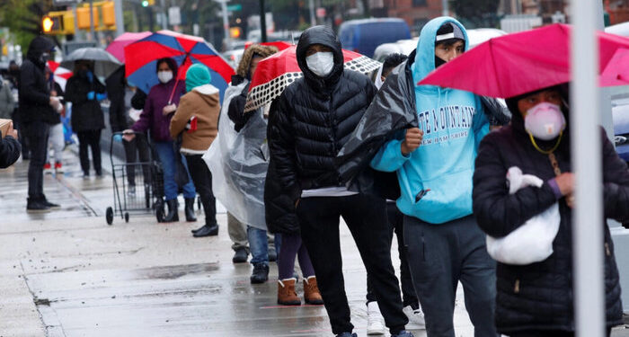 Los gobiernos que prometen mucho roban más a las personas a las que se supone deben servir