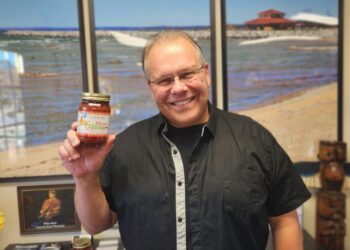 Andy LaPointe, propietario de Travis Bay Farms en Michigan. (Cortesía de Travis Bay Farms)