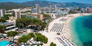 "Me puse cachonda", dice una mujer casada de 38 años que se enfrenta a la cárcel por manosear a una joven de 18 en la sauna de un hotel de Magaluf