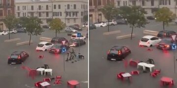 Momento en que los pasajeros de Emirates se empaparon en un avión repleto en pleno vuelo mientras el agua brotaba de los asientos después de una fuga del Jumbo