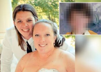 Un collage de imágenes que contiene 2 imágenes. La imagen 1 muestra una foto sonriente de dos mujeres, una con una camisa blanca y corbata negra y la otra con un vestido blanco sin tirantes. La imagen 2 muestra una imagen pixelada de un niño con una camisa amarilla y un chaleco naranja con flores azules bordadas.