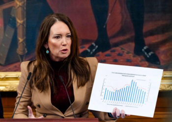 Se descubre un 'fraude masivo' en el programa de cupones para alimentos, dice el Secretario de Agricultura mientras caducan los beneficios