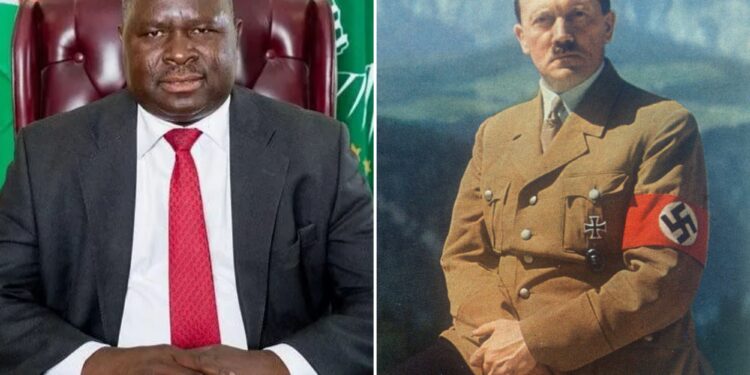 Un collage de imágenes que contiene 2 imágenes. La imagen 1 muestra NINTCHDBPICT001040777481. La imagen 2 muestra a Adolf Hitler (1889-1945), estadista alemán.