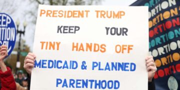 2025 fue un año de caos para los derechos reproductivos bajo la administración Trump