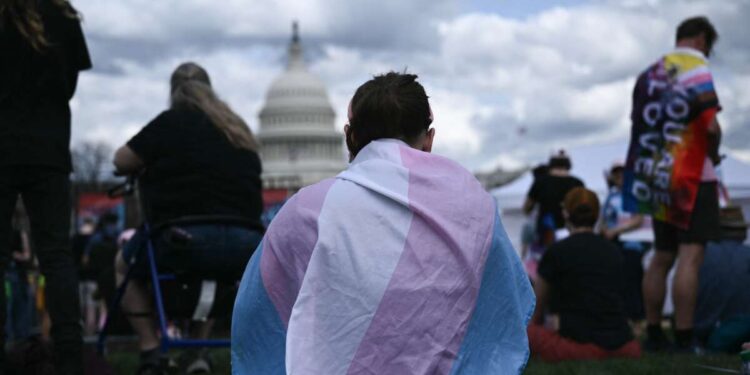 Ante la escalada anti-trans, necesitamos más que estrategias legales
