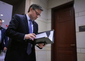 El Partido Republicano de la Cámara de Representantes bloquea la votación sobre los créditos fiscales de la ACA a medida que se acerca la fecha límite para el aumento de las primas