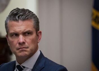 El editor de Franklin the Turtle critica a Hegseth por utilizar personajes infantiles para propaganda de guerra