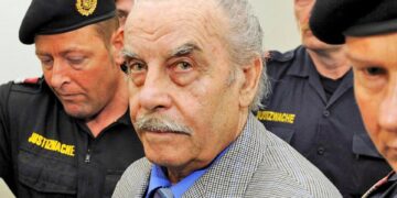 NINTCHDBPICT000910277203