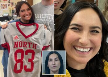 Un collage de imágenes que contiene 3 imágenes. La imagen 1 muestra a Nicole Baird sosteniendo una camiseta de fútbol. La imagen 2 muestra a Nicole Baird sonriendo en un grupo de mujeres. La imagen 3 muestra una foto policial de Nicole Baird.