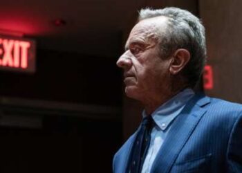 El panel de vacunas cuidadosamente seleccionado por Kennedy vota para poner fin a las vacunas contra la hepatitis B para los recién nacidos