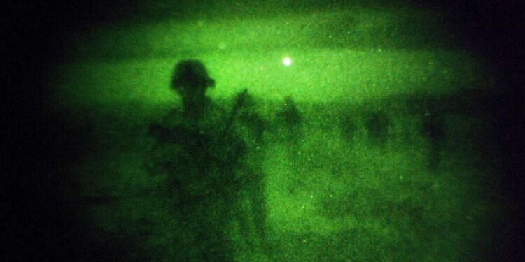 El sospechoso del tiroteo contra la Guardia Nacional trajo a casa la guerra en la sombra de la CIA