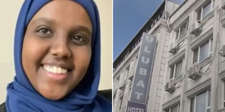 Un collage de imágenes que contiene 2 imágenes. La imagen 1 muestra NINTCHDBPICT001048409440. La imagen 2 muestra el exterior del hotel Ulubat.