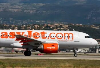 Estaba en un avión con una abuela británica 'muerta'