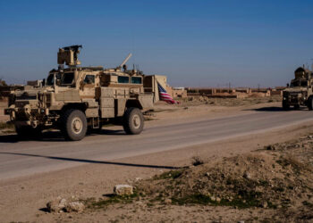 Funcionarios estadounidenses identifican a miembros de la Guardia Nacional muertos en ataque de ISIS en Siria