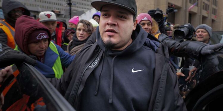 Juez prohíbe al gobierno de Trump volver a detener a Abrego García tras su liberación