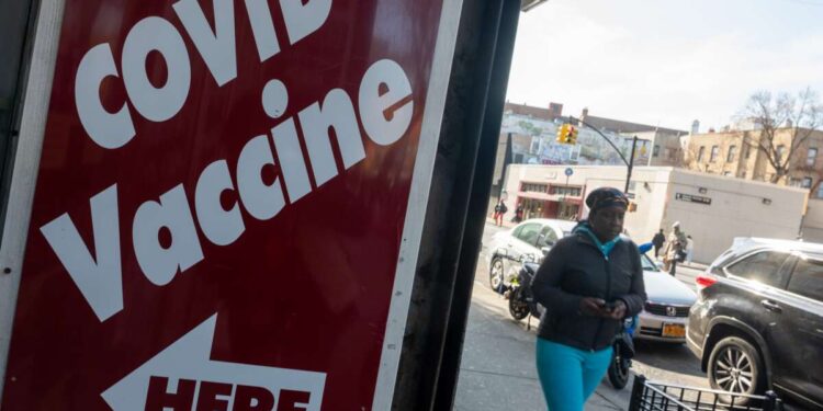 La FDA anuncia una investigación sobre las muertes por la vacuna COVID, a pesar de la evidencia que demuestra su seguridad