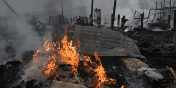 Las conversaciones de paz en Ucrania se acercan cada vez más para llegar a un acuerdo con las tropas británicas sobre el terreno y un ejército de 800.000 efectivos... pero deben entregar Donbas a Putin