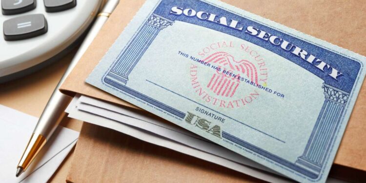 Los cambios en la seguridad social bajo Trump provocaron retrasos, tiempos de espera y más problemas