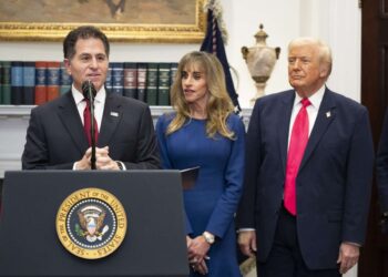 Los críticos advierten que las “cuentas Trump” no abordarán las necesidades de la mayoría de las familias