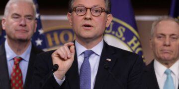 Mike Johnson afirma que este año fue productivo para el Congreso