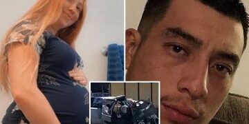 Momento en el que la malvada exreina de belleza, de 20 años, rompe a llorar mientras la encarcelan por matar a golpes al hijo pequeño de su novio.