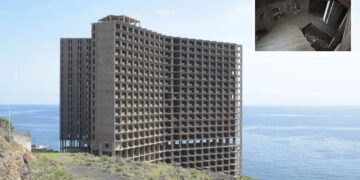 Un collage de imágenes que contiene 2 imágenes. La imagen 1 muestra NINTCHDBPICT000835328911, la imagen 2 muestra NINTCHDBPICT000835328909.