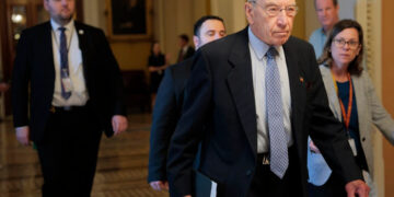 Nuevos proyectos de ley bipartidistas apuntan a aumentar las penas por abuso infantil y sextorsión en línea