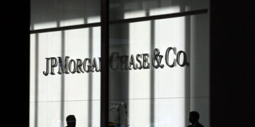 Organismo de control descubre que nueve grandes bancos estadounidenses participan activamente en la desbancaización