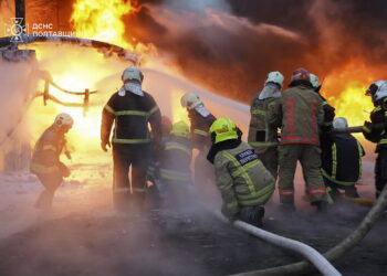 Rusia lanza un ataque "masivo" contra una ciudad ucraniana