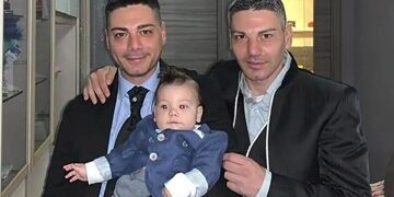 Tragedia: un adolescente autista muere de sed después de ser olvidado tras el asesinato de su madre.