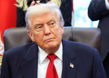 Trump advierte que la "mayor amenaza" para EE.UU. sería que la Corte Suprema anule los aranceles