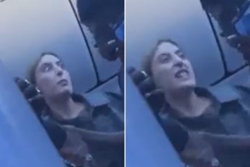 Un novio necesitado sufre un colapso por no estar sentado junto a su compañero en el vuelo y se ve obligado a realizar un aterrizaje de emergencia.