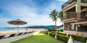 Turista británico de 91 años se ahoga delante de su esposa, de 65 años, en un viaje familiar a una isla tailandesa