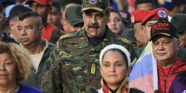 Venezuela dice que la incautación de un petrolero estadounidense es “piratería” mientras Trump dice que Estados Unidos se quedará con el petróleo