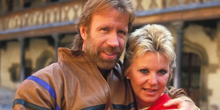 ¿Por qué Chuck Norris y Dianne Holechek se divorciaron?