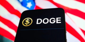 Agencias estadounidenses rescinden contratos 'despilfarradores' por valor máximo de 1.600 millones de dólares: DOGE