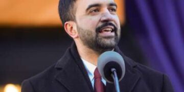 El alcalde de Nueva York, Zohran Mamdani, habla en su ceremonia de toma de posesión como alcalde en el Ayuntamiento el jueves 1 de enero de 2026 en Nueva York, NY.