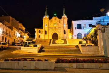 Dentro de la prohibición total de Australia para que los menores de 16 años utilicen las redes sociales mientras Starmer busca consejo sobre la represión de las aplicaciones en el Reino Unido