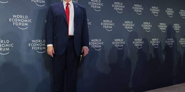 Después del discurso de Davos, Trump le dice al mundo: “A veces se necesita un dictador”