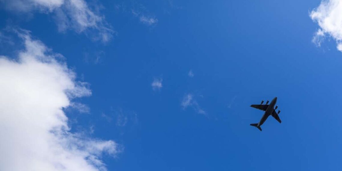 El Pentágono llevó a cabo un ataque letal con un barco disfrazado de avión civil