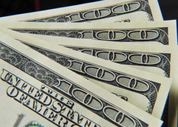 El dólar estadounidense se fortalece después de la operación en Venezuela