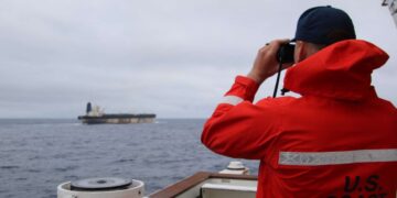 Estados Unidos confisca petrolero ruso en el Océano Atlántico, en la última escalada
