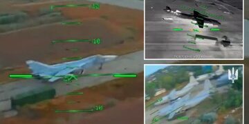 Impactante momento en que otro soldado ruso 'pingüino' explota en el campo de batalla mientras vestía un extraño camuflaje anti-drones