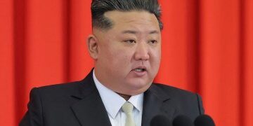 Kim Jong-un advierte a los enemigos sobre la "agonía mental" en el lanzamiento de un misil con su hija y revelará los planes nucleares de la "próxima etapa"