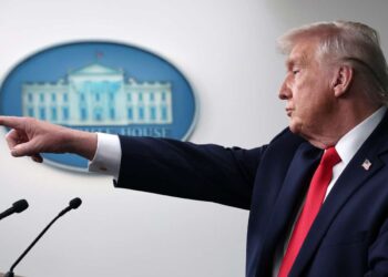 La Casa Blanca ordena una investigación sobre financiación federal centrada casi exclusivamente en los estados demócratas