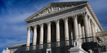 La Corte Suprema revisará el despido del gobernador de la Reserva Federal por parte de Trump