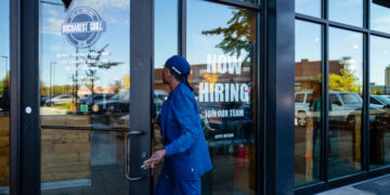 La economía estadounidense registra modestos aumentos de empleo en diciembre