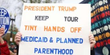 Las principales batallas por los derechos reproductivos en 2026 se desarrollarán en la FDA y los tribunales