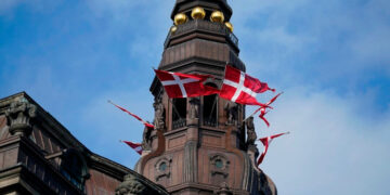 Legisladores estadounidenses se dirigen a Dinamarca mientras Trump presiona para apoderarse de Groenlandia