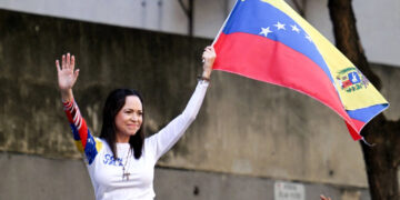 Líder de la oposición venezolana Machado elogia a Trump por la captura de Maduro